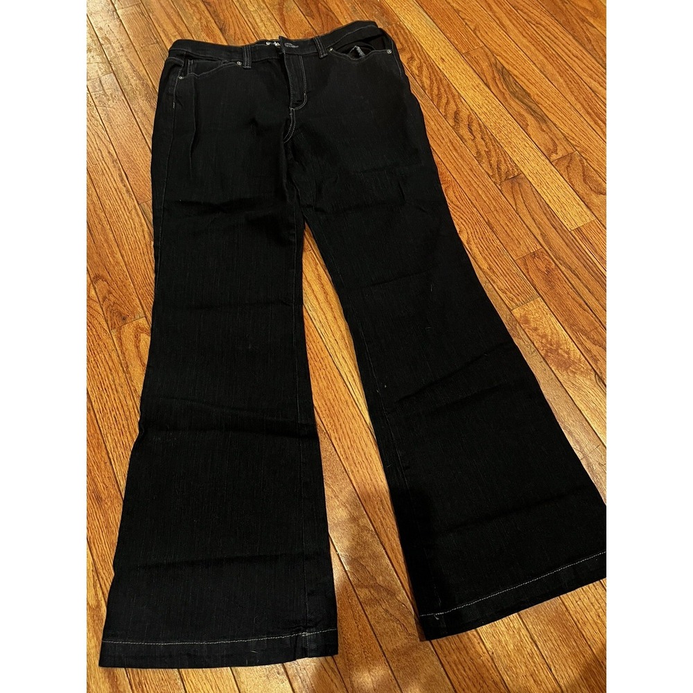 Euc Womens Style & Co Dark Wash FLARE Leg Jean SZ 12